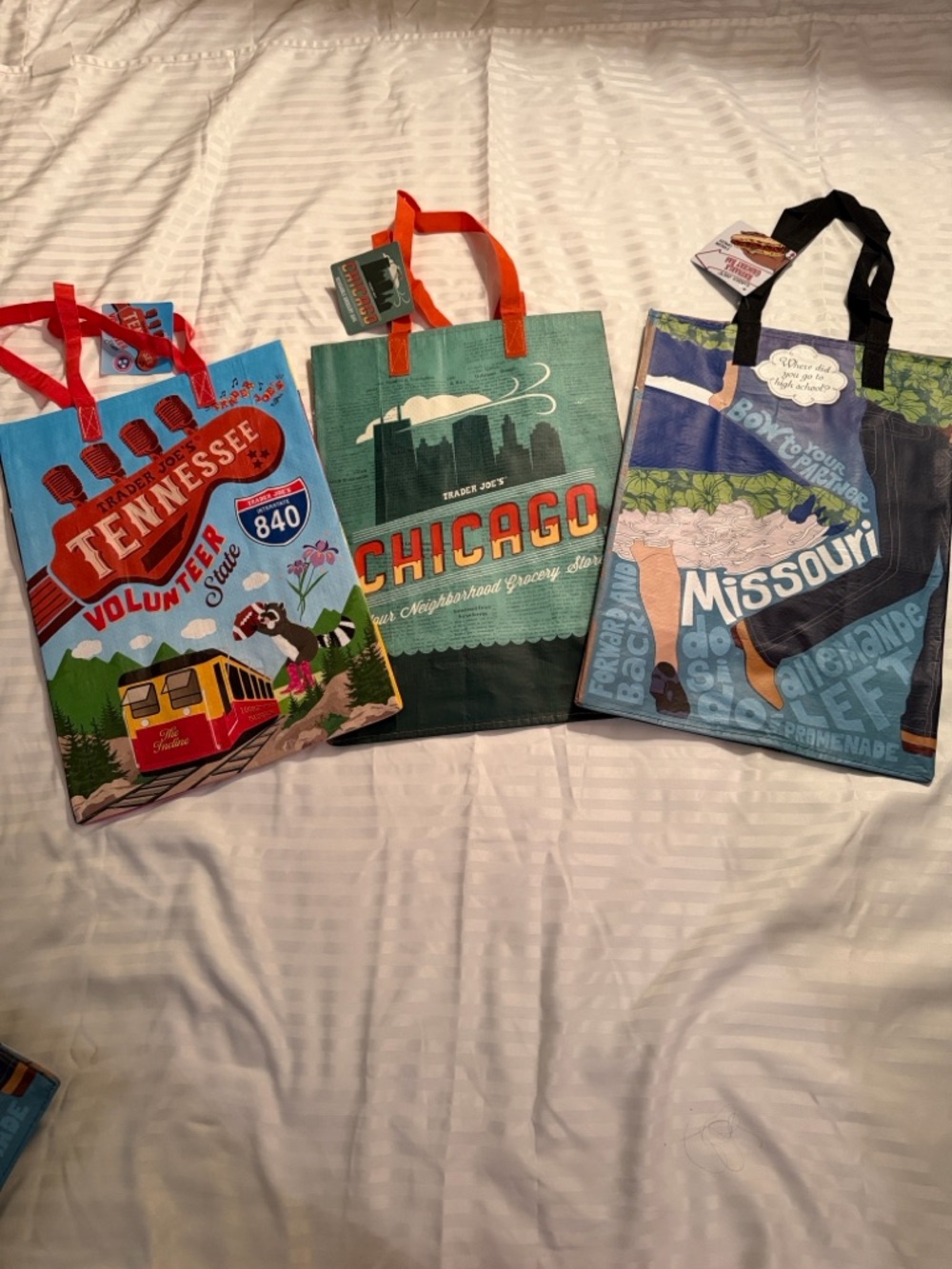 Trader Joe's Chicago Tennessee Missouri state reusable bags